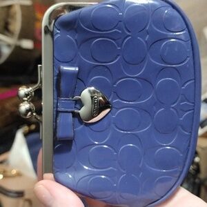 Coach kiss lock coin holder